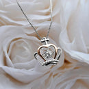 Collar con colgante de corona